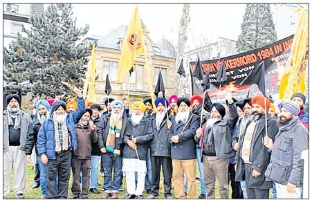 ਜਰਮਨ ਵਿੱਚ ਭਾਰਤੀ ਦੂਤਾਘਰ ਸਾਹਮਣੇ ਹੋਇਆ ਰੋਸ ਪ੍ਰਦਰਸ਼ਨ