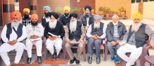 ਭਾਈ ਗੁਰਦੀਪ ਸਿੰਘ ਬਠਿੰਡਾ ਮਹਾਂਗੱਠਜੋਡ਼ ਬਾਰੇ ਜਾਣਕਾਰੀ ਦਿੰਦੇ ਹੋਏ