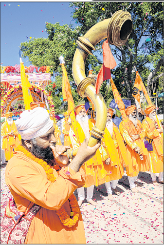 ਖਾਲਸਾ ਦੇ ਜਨਮ ਧਰਮ ਸ਼੍ਰੀ ਆਨੰਦਪੁਰ ਸਾਹਿਬ ਵਿਖੇ ਹੋਲਾ ਮੁਹੱਲਾ ਸ਼ੁਰੂ