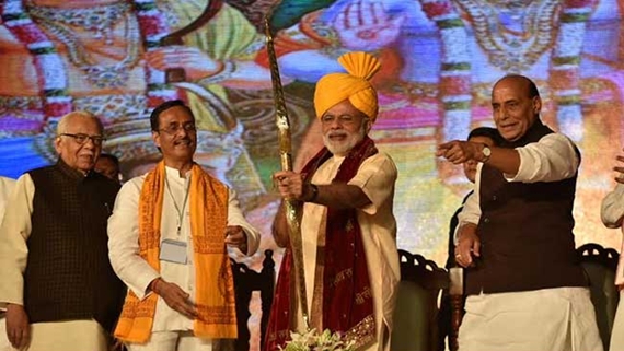 pm-modi-ramlila_650x400_61476197849