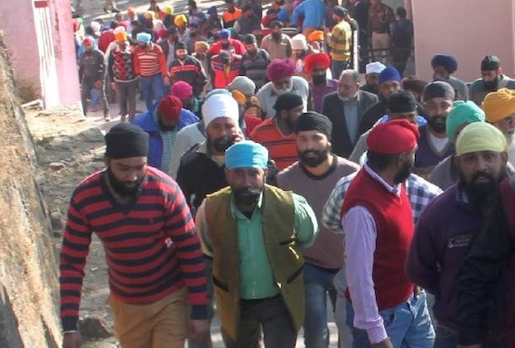 tensions-grip-nahan-after-miscreants-cut-elderly-sikhs-hairs