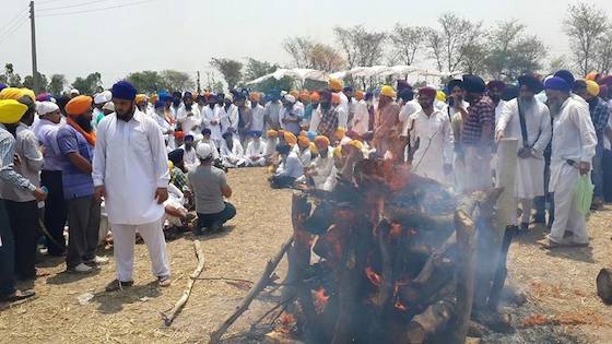 Last-rites-of-Bapu-Tarlok-Singh2